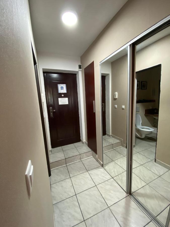 Garsoniera Riviera Apartment บาเคา ภายนอก รูปภาพ